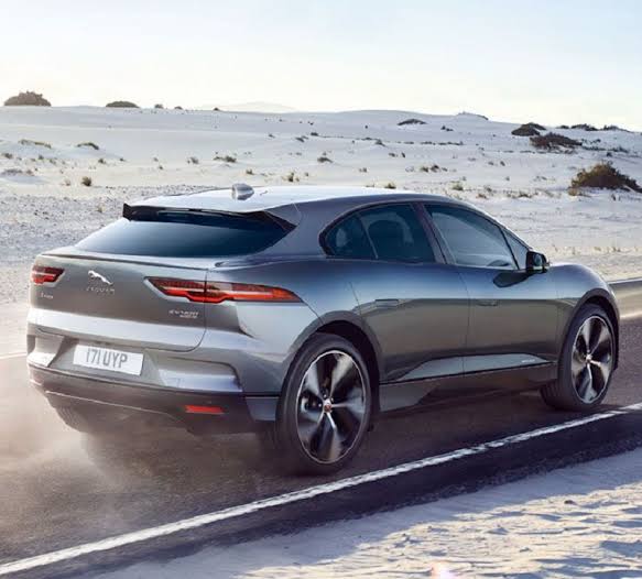 Jaguar elektrikli aracı