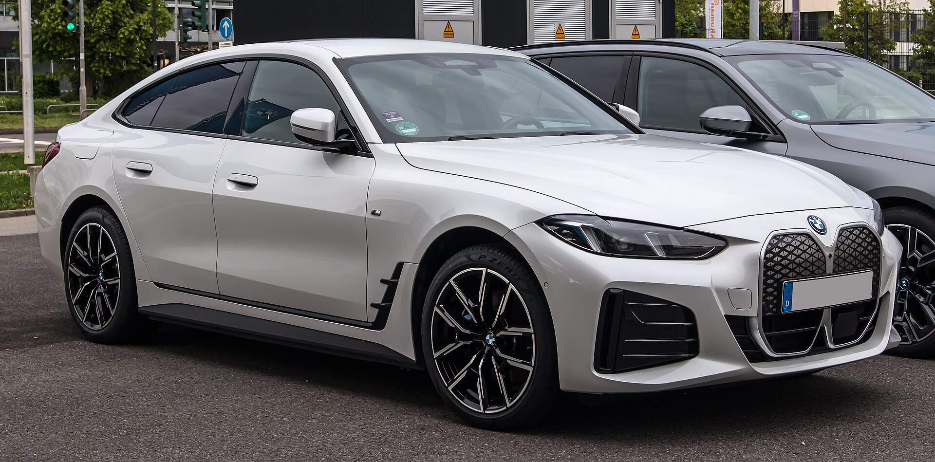 BMW i4