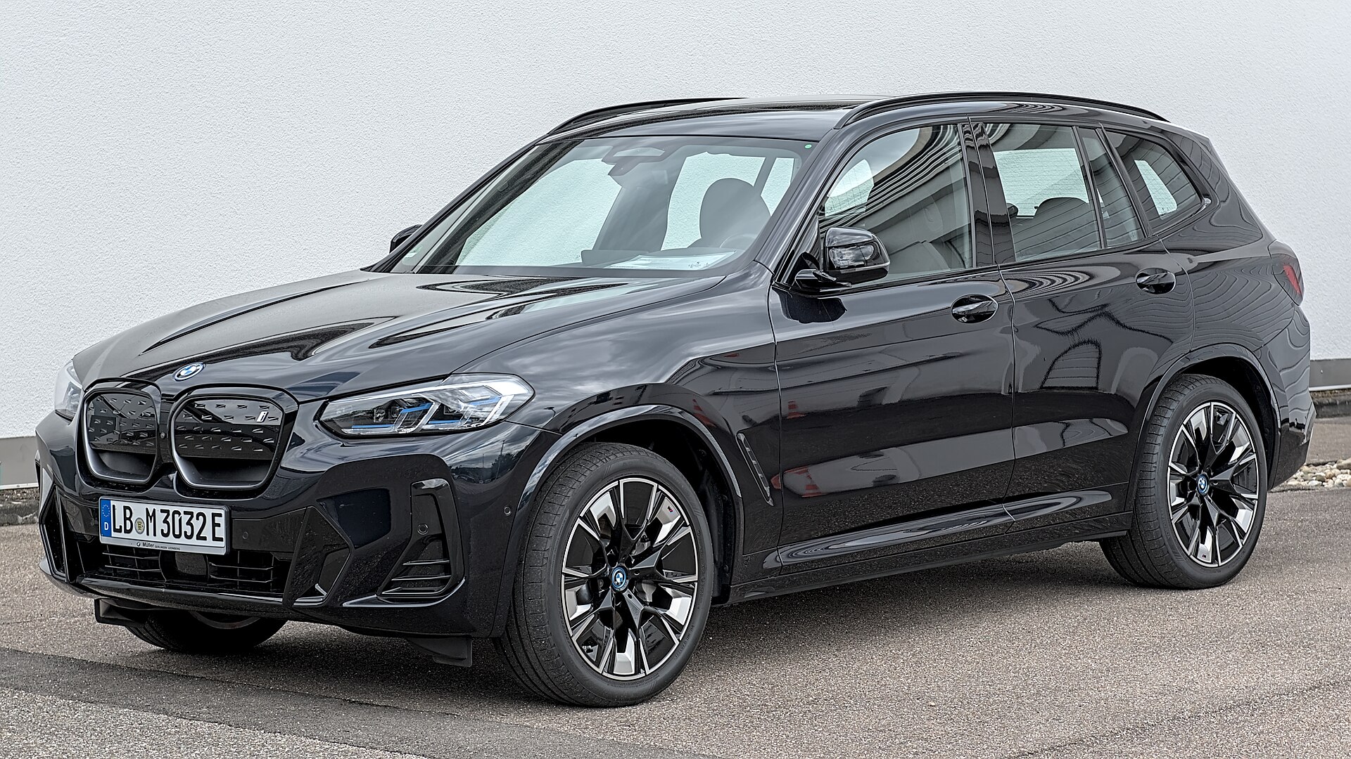BMW iX3