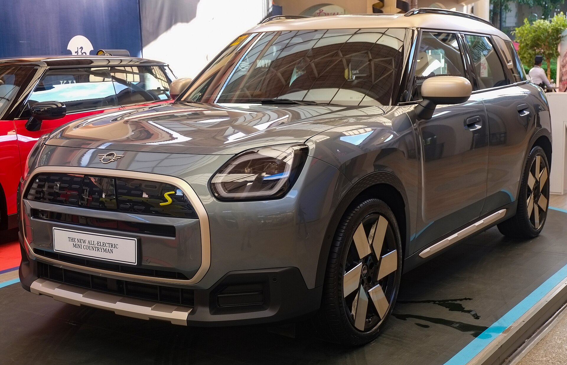 MİNİ COOPER Elektrikli MINI Countryman E